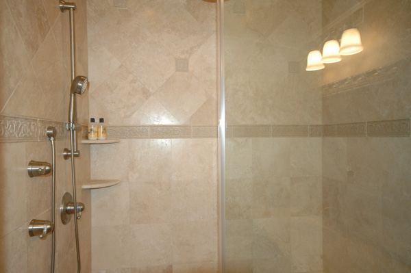 Bathroom 10